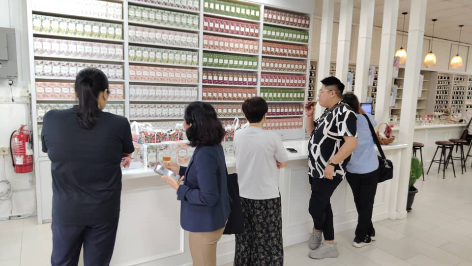Visit from Distinguished Delegation from Thailand