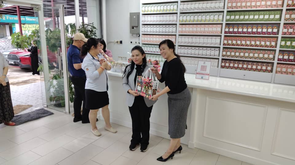 Visit from Distinguished Delegation from Thailand